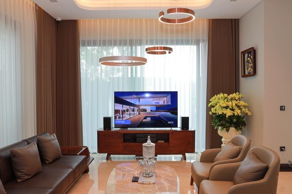 How Can You Incorporate Traditional UK Ingredients into New Culinary Creations?